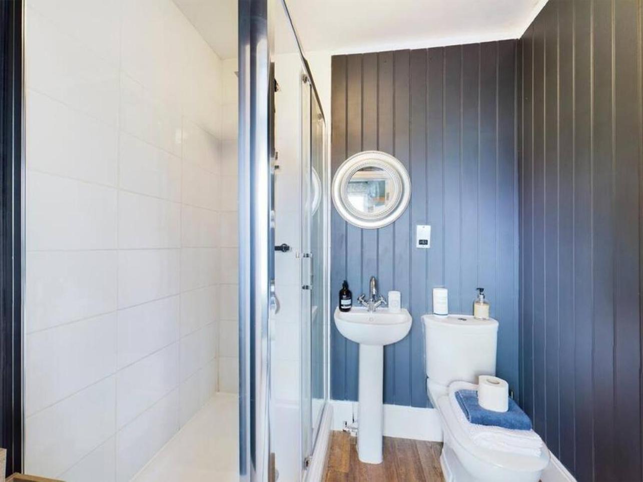 Captain'S Quarters - Stunning Sea Views Lägenhet Margate Exteriör bild